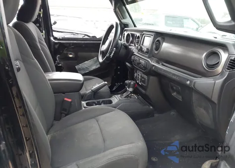 2018 Jeep Wrangler Unlimited Sport S 4X4 z USA, uszkodzony, nr VIN 1C4HJXDGXJW136179